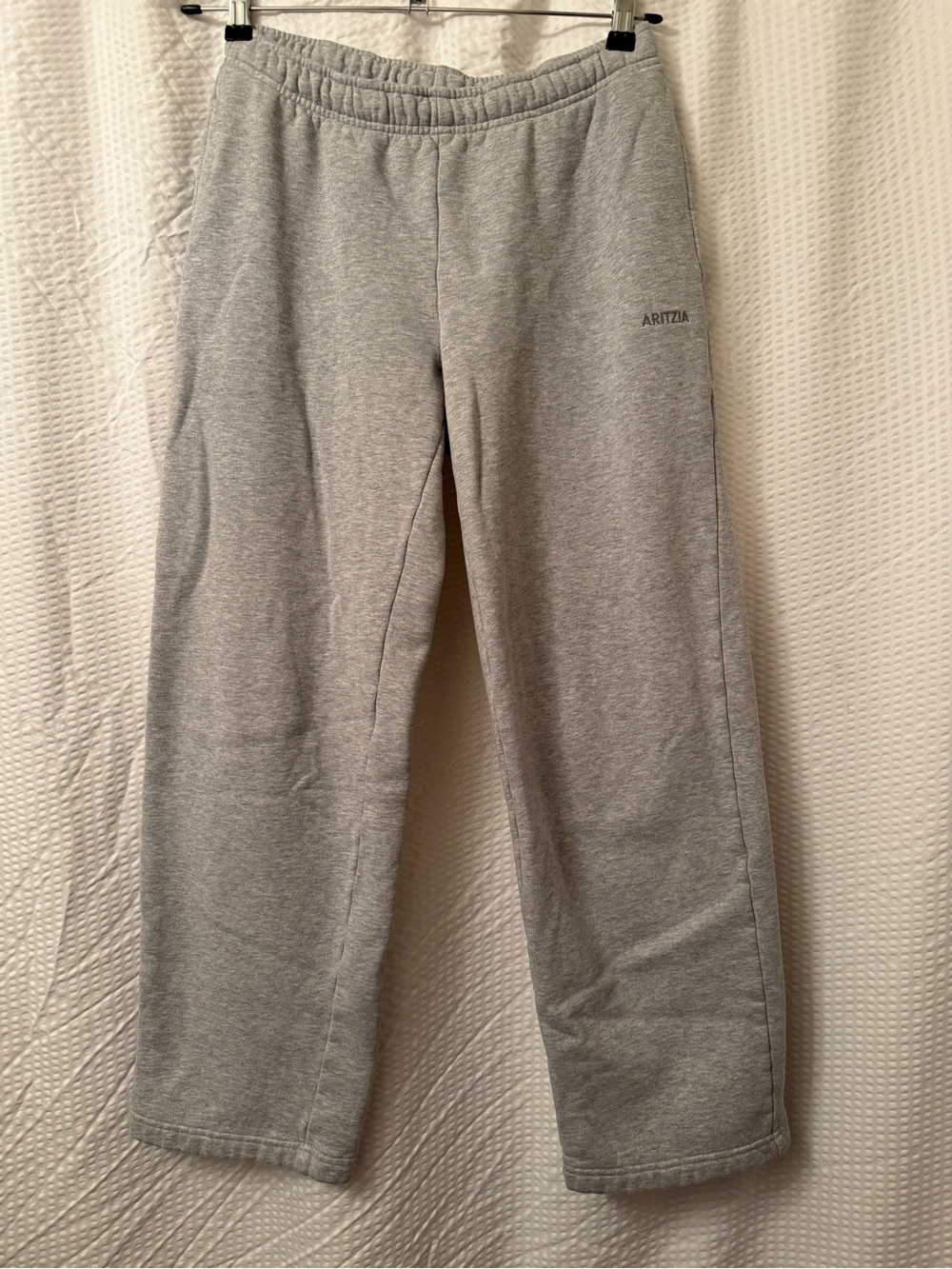 Aritzia Sweatfleece Mega Fit Sweatpants Joggers pants Sz Gray Straight leg